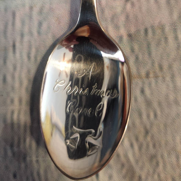 Reed and Barton 1992 Christmas Carol Spoon in Box with paperwork - Picture 3 of 6